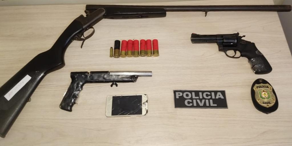 POLÍCIA CIVIL APREENDE ARMAS DE FOGO E PRENDE TRÊS INDIVÍDUOS EM TARTARUGALZINHO